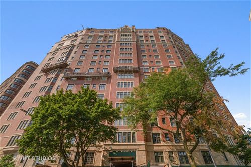 3800 N Lake Shore Unit 2C, Chicago, IL 60613