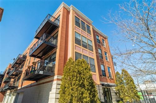 3944 N Claremont Unit 403, Chicago, IL 60618