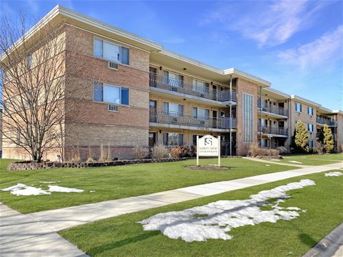 202 N Salem Unit 5C, Arlington Heights, IL 60005