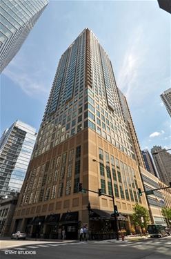 2 E Erie Unit 2214, Chicago, IL 60611