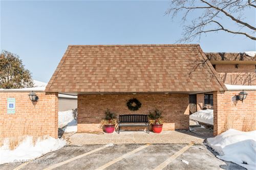 520 E Main Unit 1A, Barrington, IL 60010