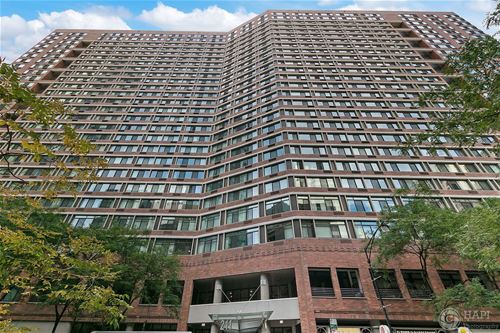 211 E Ohio Unit 2325, Chicago, IL 60611