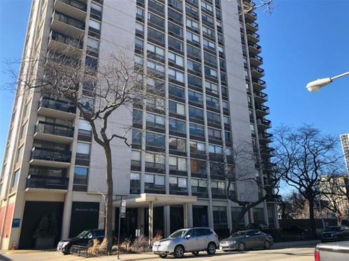 1355 N Sandburg Unit 709, Chicago, IL 60610