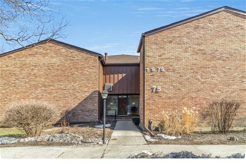 1S075 Spring Unit 1C, Oakbrook Terrace, IL 60181