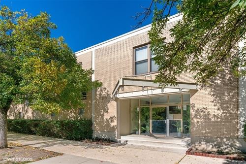 1100 W Cornelia Unit 135, Chicago, IL 60657