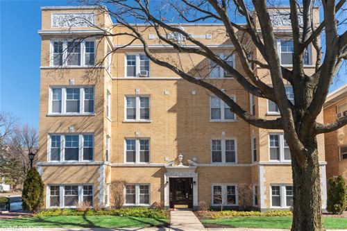 438 N Harvey Unit 1, Oak Park, IL 60302