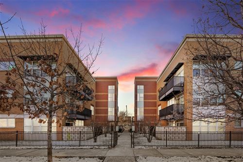 2231 W Maypole Unit 201, Chicago, IL 60612