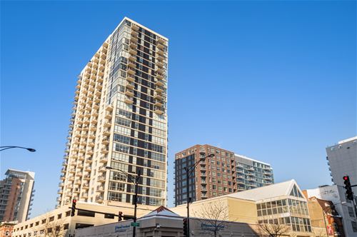 1212 N LaSalle Unit 502, Chicago, IL 60610