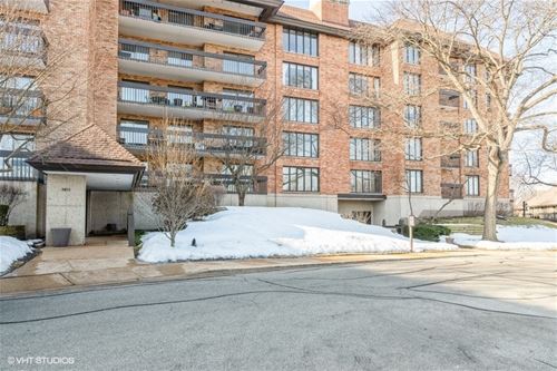 3851 Mission Hills Unit 403, Northbrook, IL 60062