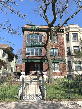 4525 N Dover, Chicago, IL 60640