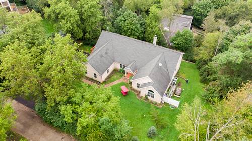 5302 Hayes, Algonquin, IL 60102