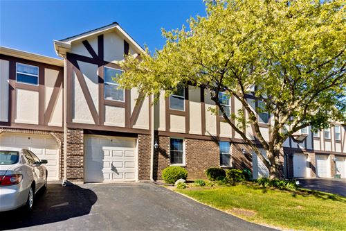 140 W Golf Unit D, Libertyville, IL 60048