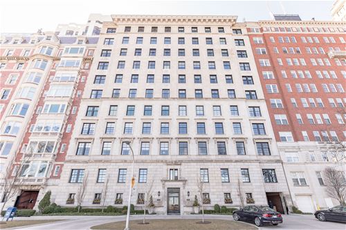 229 E Lake Shore Unit 6W, Chicago, IL 60611