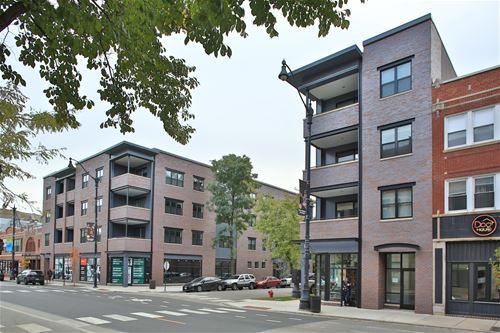 909 W Montana Unit 404, Chicago, IL 60614