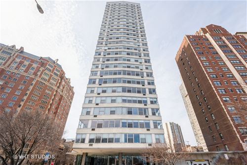 3900 N Lake Shore Unit 15C, Chicago, IL 60613