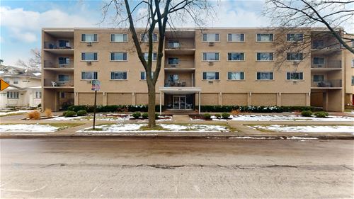 425 Home Unit 3D, Oak Park, IL 60302