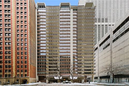 201 E Chestnut Unit 15F, Chicago, IL 60601