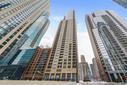 420 E Waterside Unit 208, Chicago, IL 60601