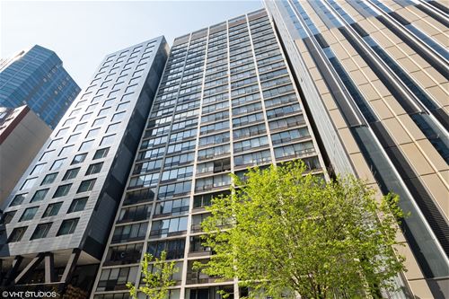 230 E Ontario Unit 2403, Chicago, IL 60611