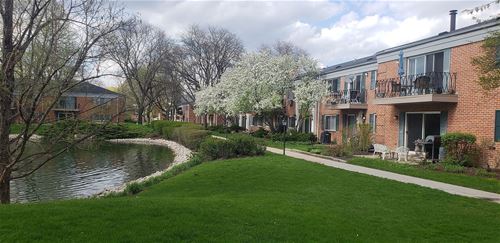 714 E Algonquin Unit J205, Arlington Heights, IL 60005