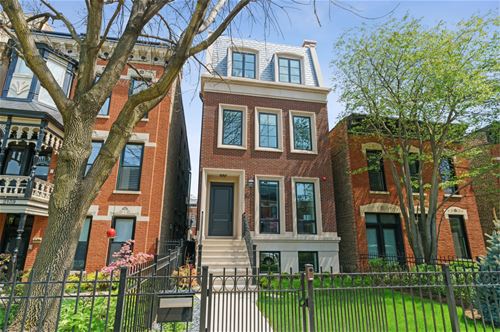 2137 N Clifton, Chicago, IL 60614