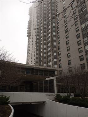 5701 N Sheridan Unit 3M, Chicago, IL 60660