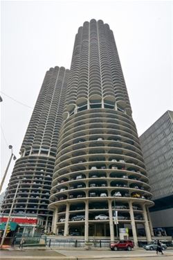 300 N State Unit 2302, Chicago, IL 60654