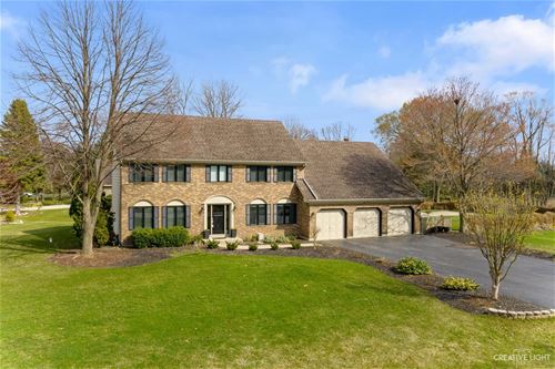 10S375 Curtis, Naperville, IL 60564