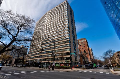 2930 N Sheridan Unit 1305, Chicago, IL 60657