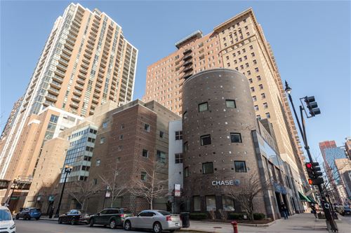 40 E 9th Unit 1417, Chicago, IL 60605