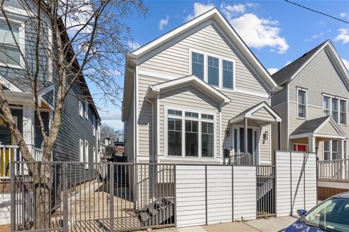 1226 W Draper, Chicago, IL 60614