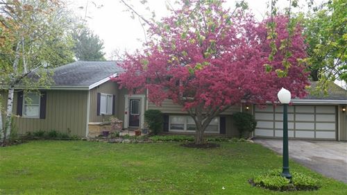 1552 N 5th, St. Charles, IL 60174