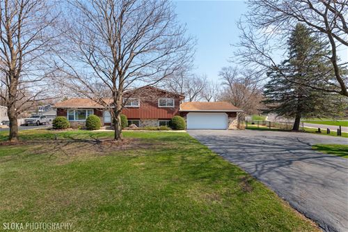 0N703 Woods, Wheaton, IL 60187