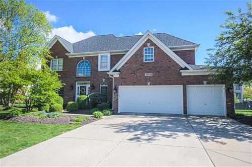 26044 Whispering Woods, Plainfield, IL 60585