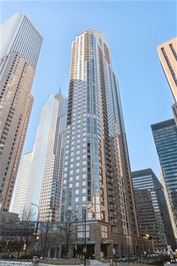 222 N Columbus Unit 412, Chicago, IL 60601