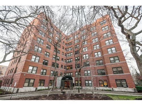 4900 N Marine Unit 101, Chicago, IL 60640