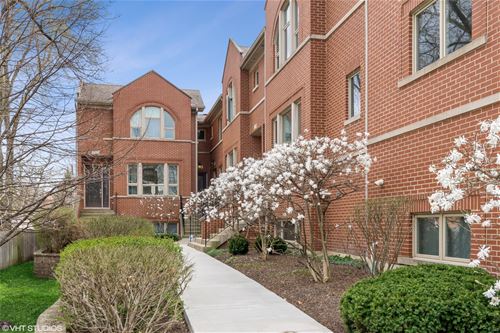 1771 Dewes Unit B, Glenview, IL 60025