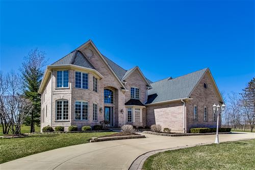 7N480 Hampton, St. Charles, IL 60175