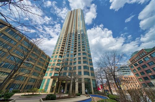 400 N LaSalle Unit 4106, Chicago, IL 60654