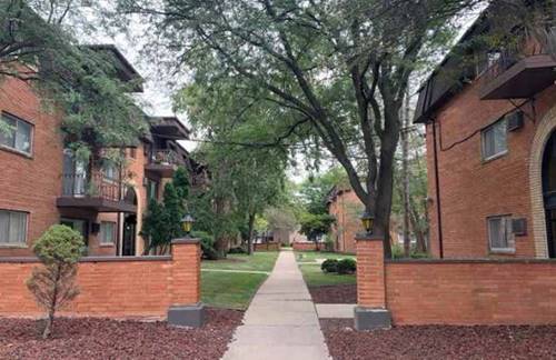 18555 Hickory Unit 3-8, Lansing, IL 60438