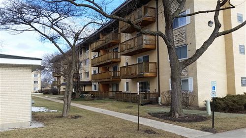 2226 S Goebbert Unit 463, Arlington Heights, IL 60005