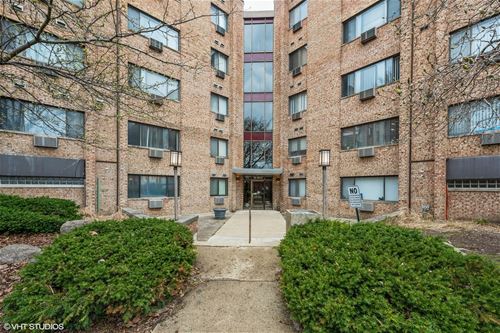 5358 N Cumberland Unit 213, Chicago, IL 60656