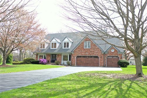 31 Oak Creek, Yorkville, IL 60560