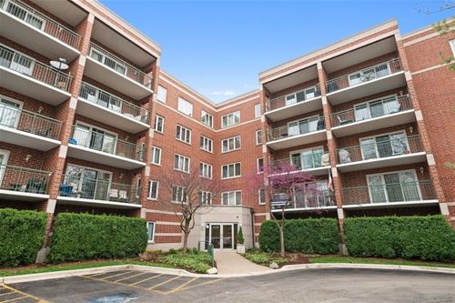 5320 N Lowell Unit 208, Chicago, IL 60630