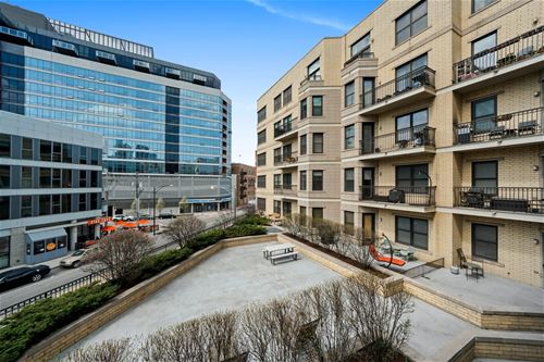 520 N Halsted Unit 305, Chicago, IL 60642