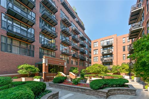 333 W Hubbard Unit 403, Chicago, IL 60654