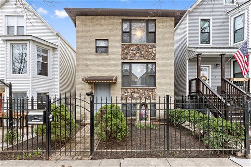 2973 N Ridgeway, Chicago, IL 60618