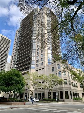 33 W Delaware Unit 15E, Chicago, IL 60610