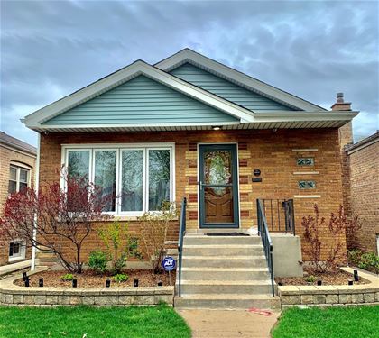 4811 S La Crosse, Chicago, IL 60638