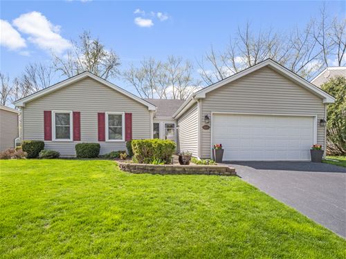 2081 Navarone, Naperville, IL 60565